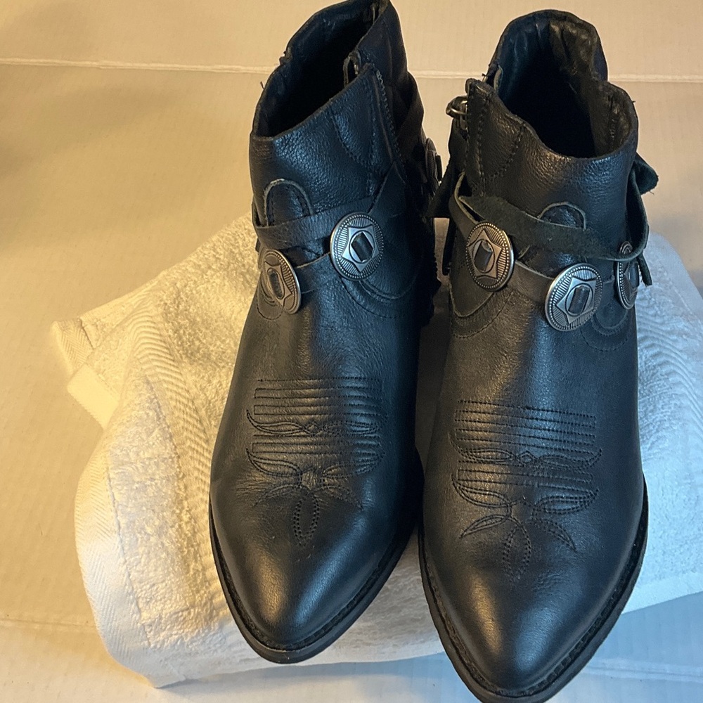 Stylish Black Ankle Boots